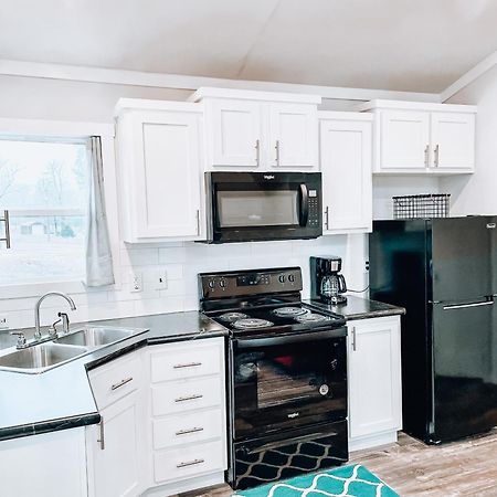 Private Tiny Home Royal Ridge Getaway Eksteriør bilde