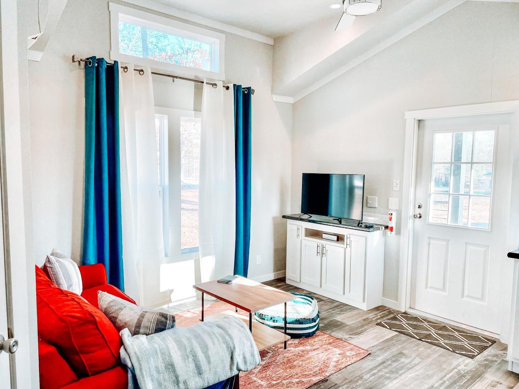 Private Tiny Home Royal Ridge Getaway Eksteriør bilde